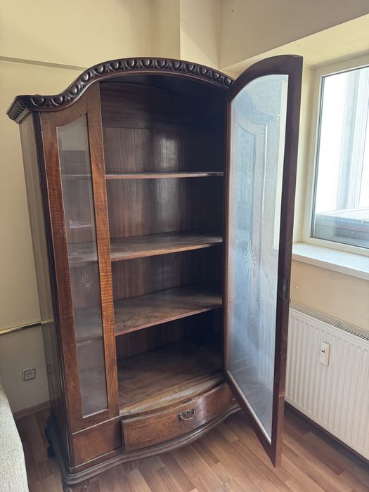 Mobila veche Biedermeier