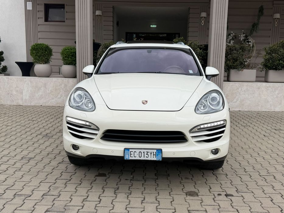 PORSCHE Cayenne 2010 — imagine 3
