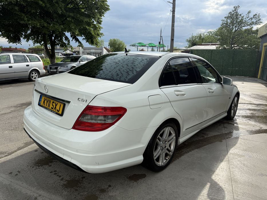 На части w204 Mercedes C220 cdi 651/ Автомат 5G  AMG Пакет