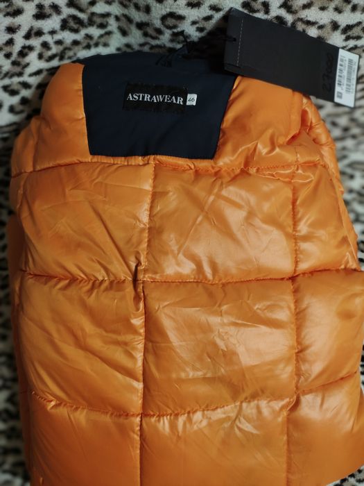 Продам пуховик размер 44-46