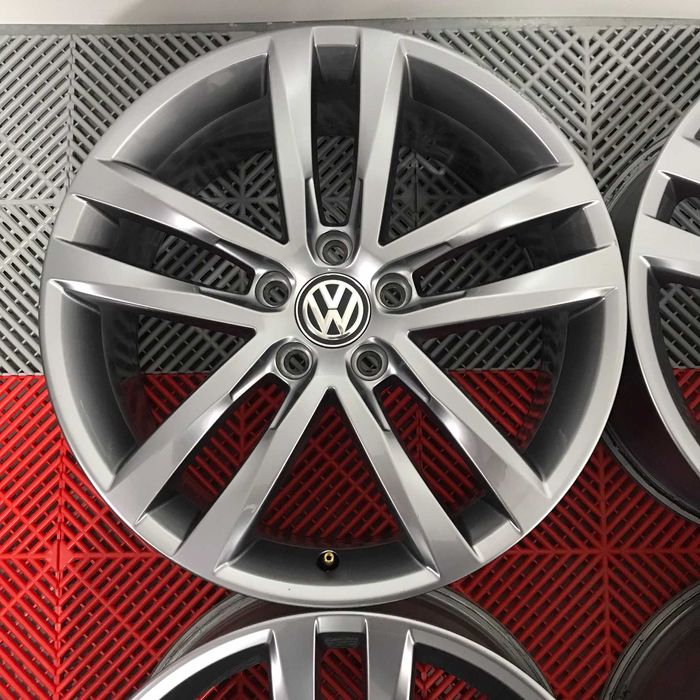 Jante VW Golf GTI R18 TVA19% Salvador  jetta touran passat