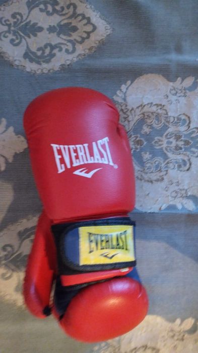 Боксерские перчатки недорого