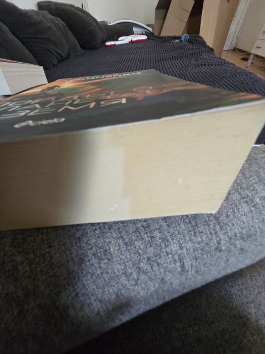 Книга фантастика