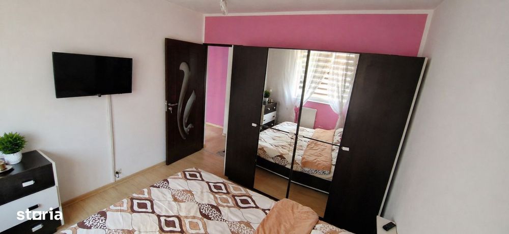 Apartament 3 camere, zona Craiovita Noua — fotografia 3