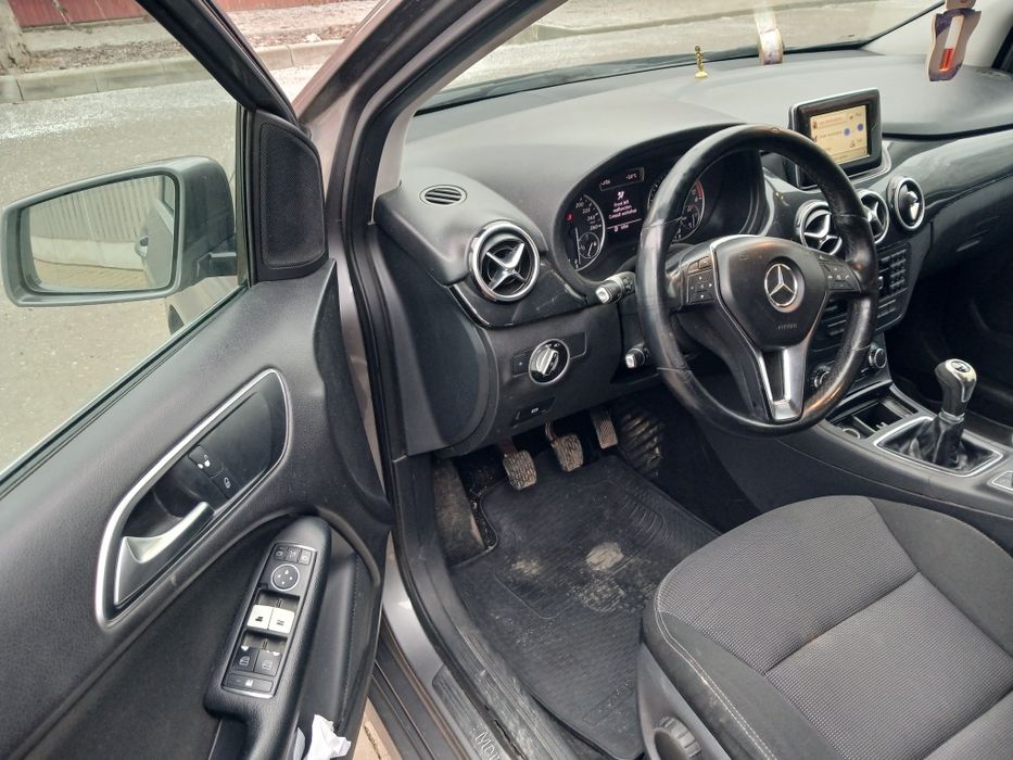 Mercedez-Benz B180 Effcient Dynamic