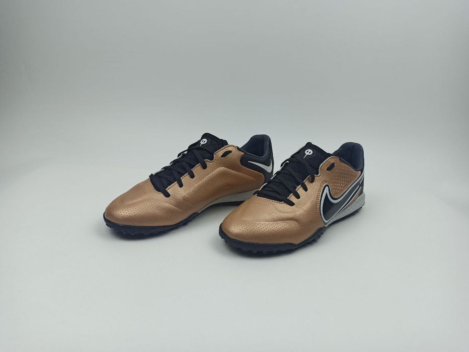 Сороконожки Nike Tiempo (Gold). Новый. 41 размер.