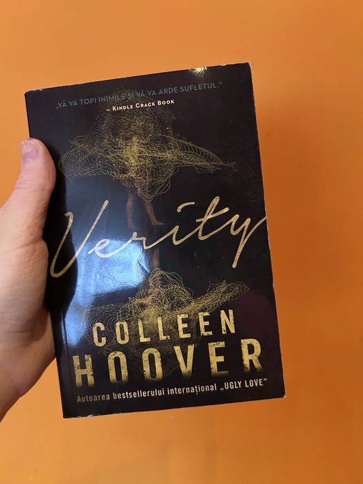 Vand carti impreuna sau separat