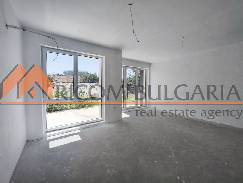 Продава се Тристаен апартамент в Варна, Бриз - 79 кв.м за 1963 €/кв.м - Снимка #5