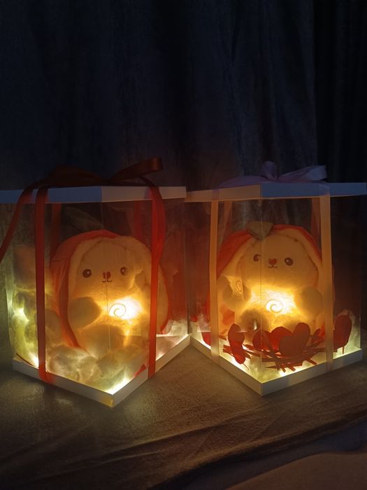 Дышащий кролик на морковке, 30 см