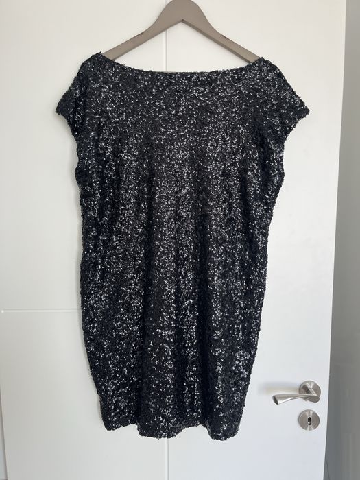 Черна рокля с пайети Mohito