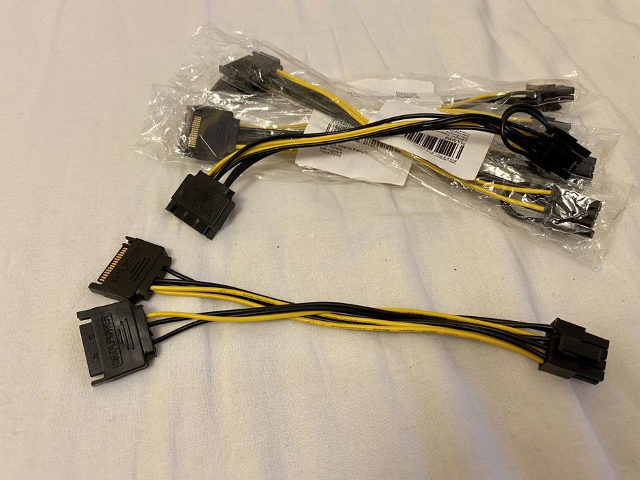 Riser 8buc, cabluri SATA la 6 si 8 pini (minat, 3070,3080, pt riser)