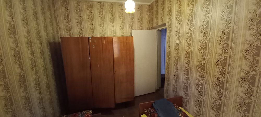 СРОЧНО !!! Уй сотилади узимники Фаргона шахар С.Темур 245 дом