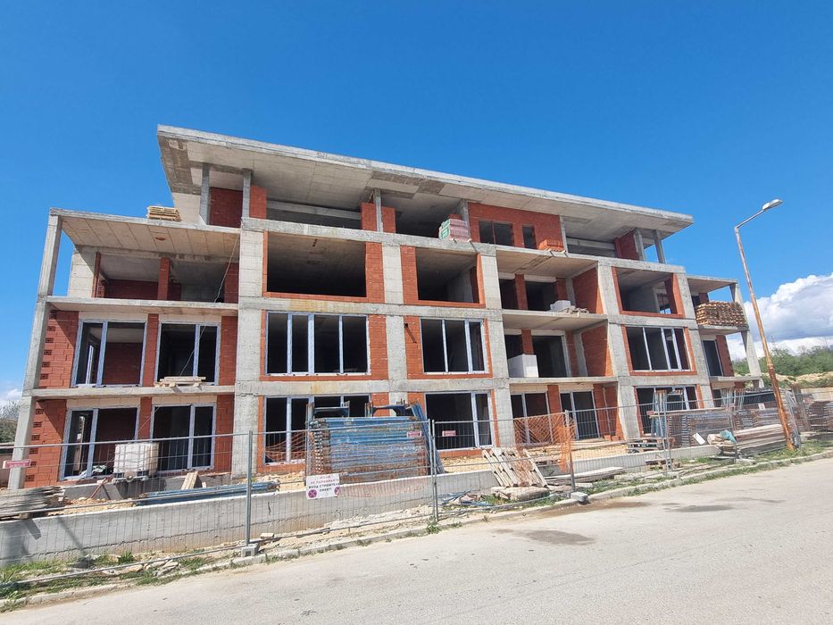 Продава се Тристаен апартамент в Благоевград, Баларбаши - 195 кв.м за 759 €/кв.м - Снимка #3