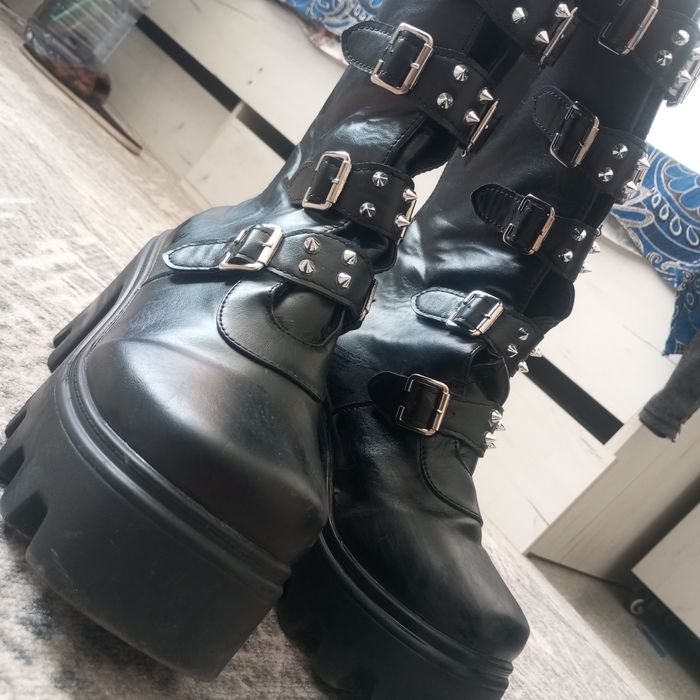 срочно продам ботинки (ТОЛЬКО ПО КОКШЕТАУ)