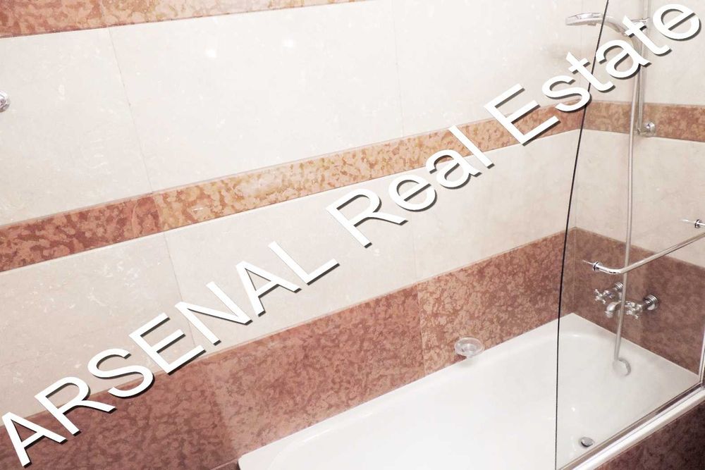 Дава се под наем Тристаен апартамент в София, Център - 204 кв.м за 1600 € - Снимка #7