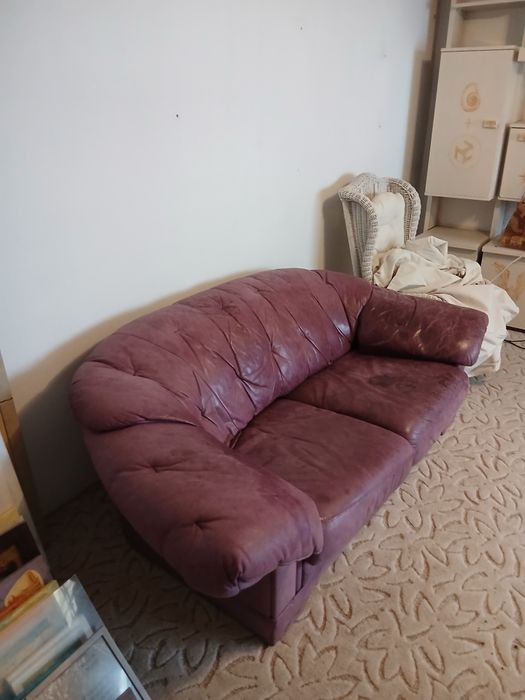 Vănd canapea din piele