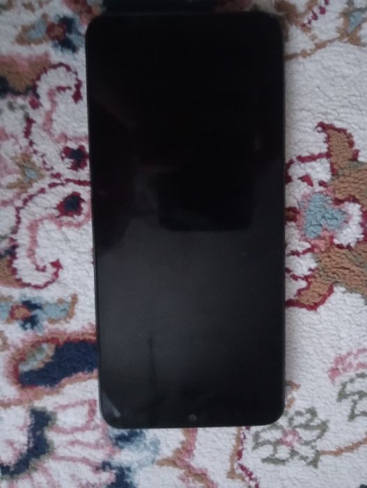 Redmi 13c 8/256 с коробкой обмен есть