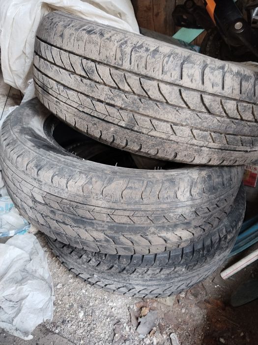 Продам резину летнюю