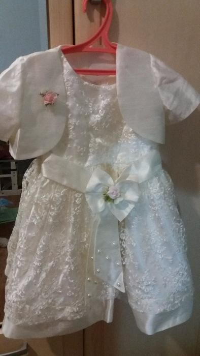 продам детское платье
