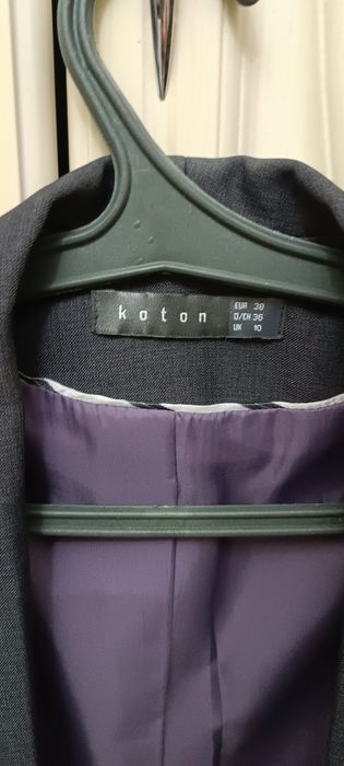 Женский брючный костюм