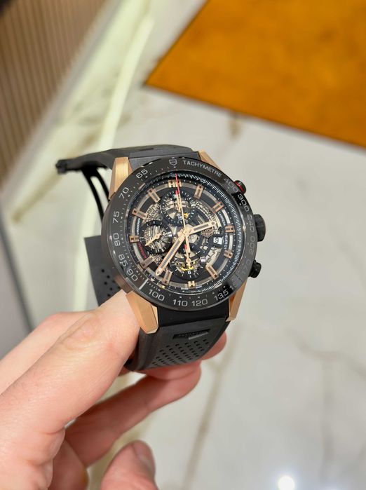 tag-heuer Skeleton / златисто-черен