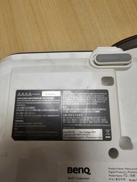 Videoproiector 3D BenQ W703D, HD, serial, HDMI