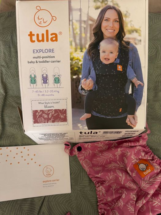 Ергономична раница Tula Explore Bloom + ПОДАРЪК КОШ ЗА ПАМПЕРСИ TOMMEE TIPPEE
