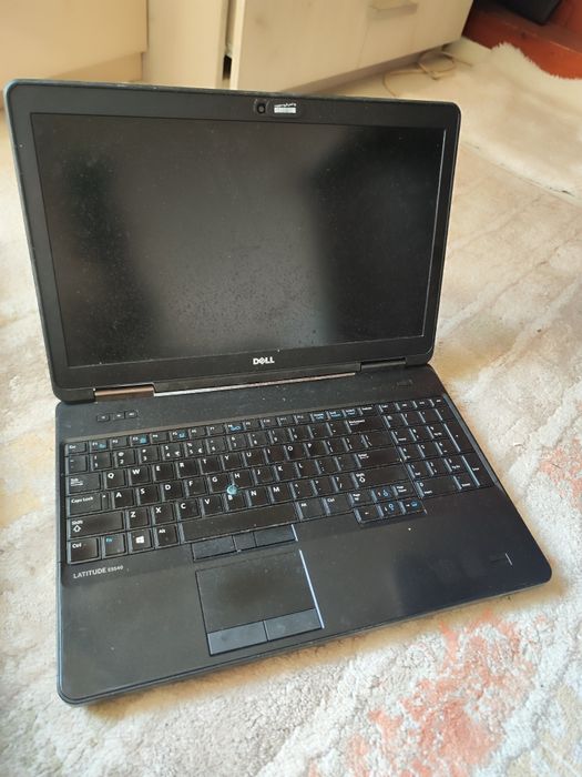 Около 50 лаптопа за части