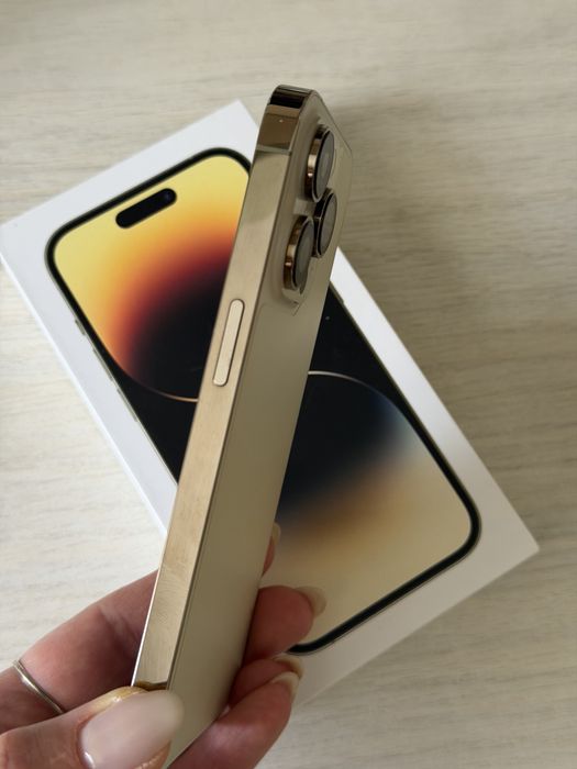 Продам IPhone 14 Pro