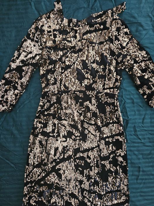 Бляскава рокля Зара