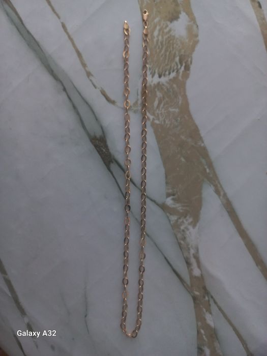 Продам  цепочку золотую