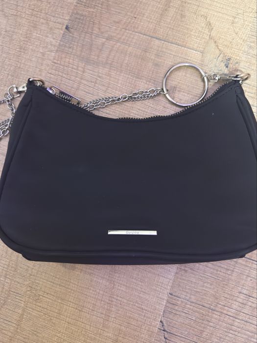 мини чанта Бершка