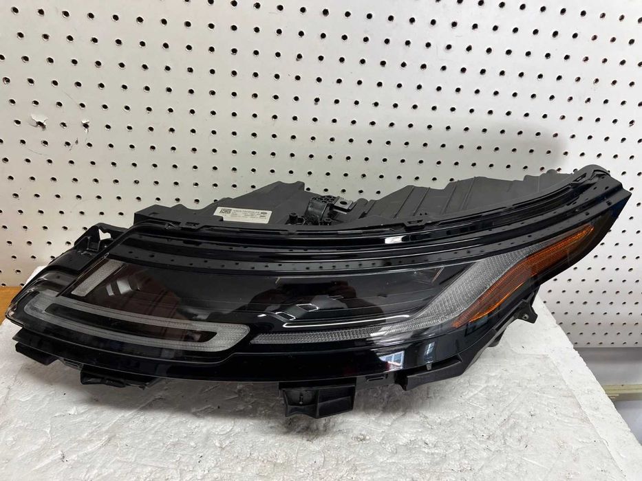 Оригинален ляв фар Range Rover EVOQUE II L551 2018 USA + година