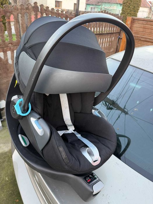 Scoica Cybex Platinum Cloud Z i-Size black + baza izofix 360