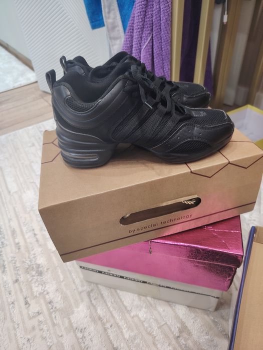 Продам красовку на танцы