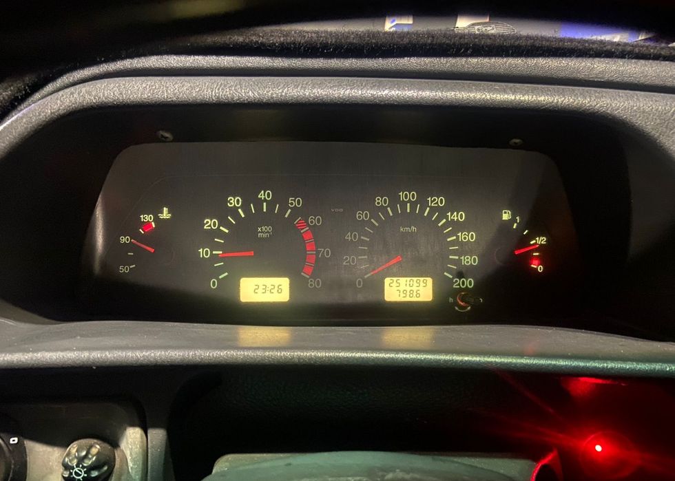 Автомобиль ВАЗ 2114