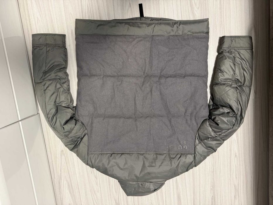 ''GUESS''оригинално мъжко зимно яке Л размер