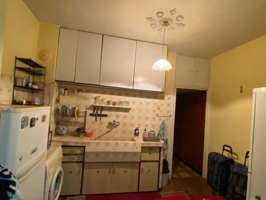 Продава се Двустаен апартамент в Пловдив, Кючук Париж - 60 кв.м за 799 €/кв.м - Снимка #2