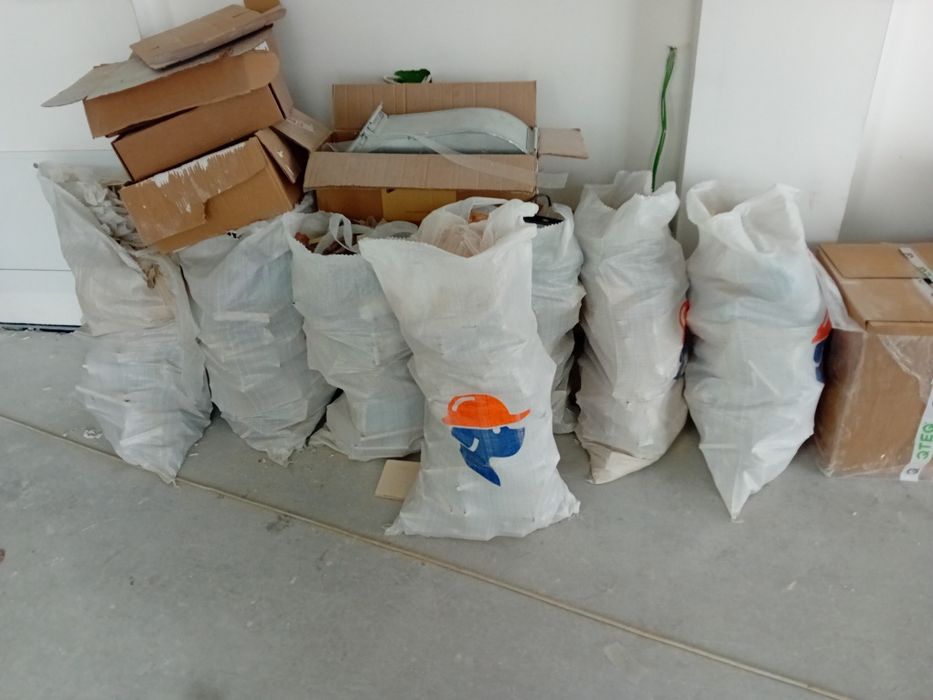 Transport moloz mobila