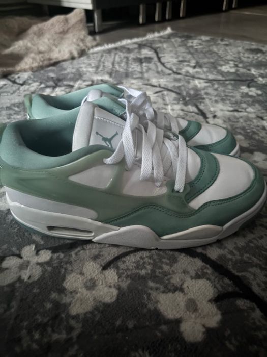 Air jordan 4 rm