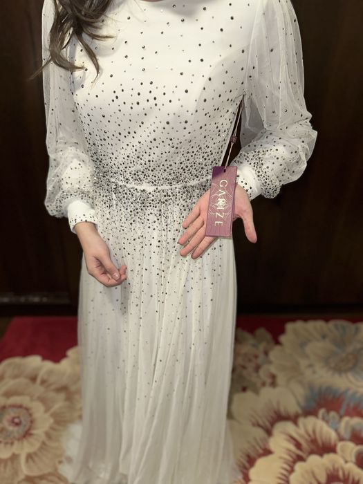 Вечернее платье