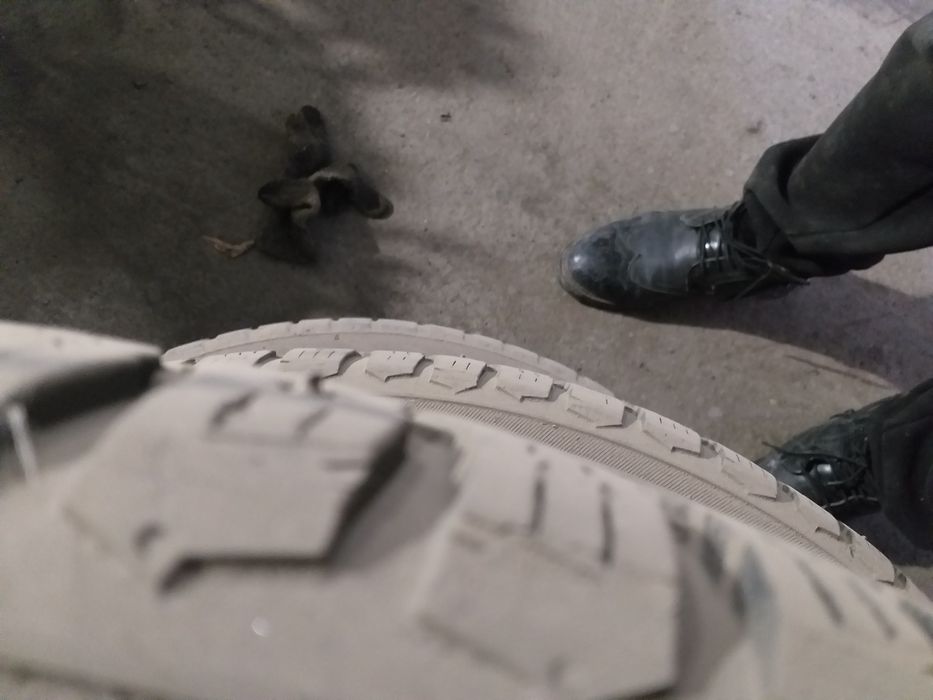 Nokian 275×55×20 комплект бу