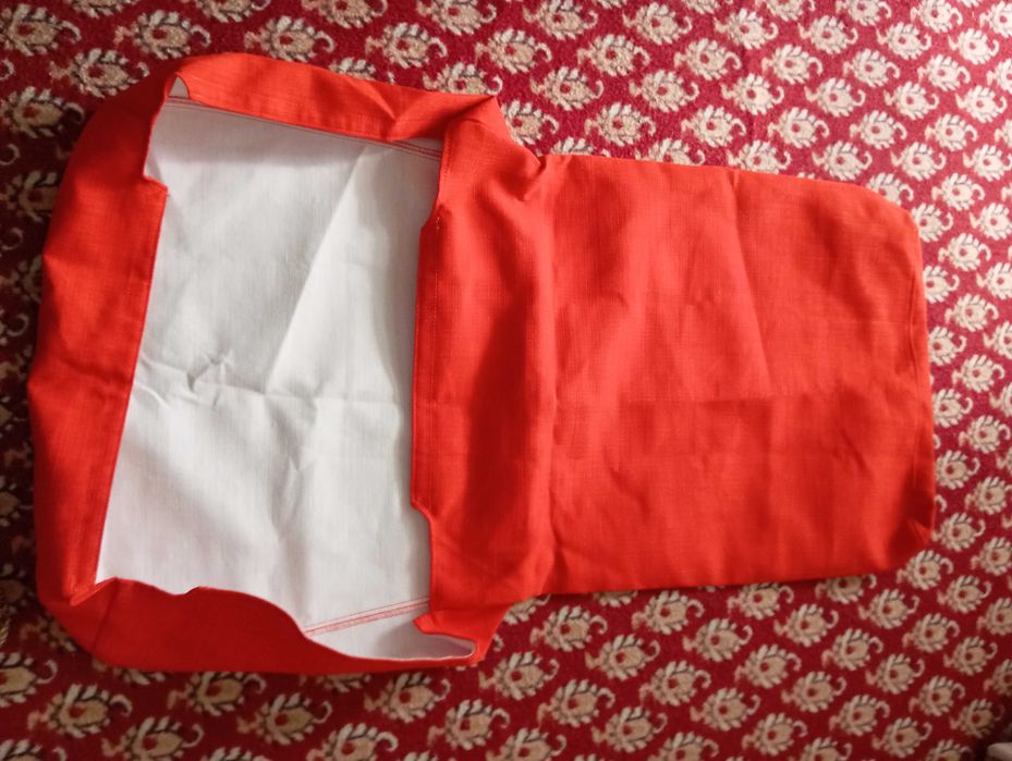 Продавам калъф за стол