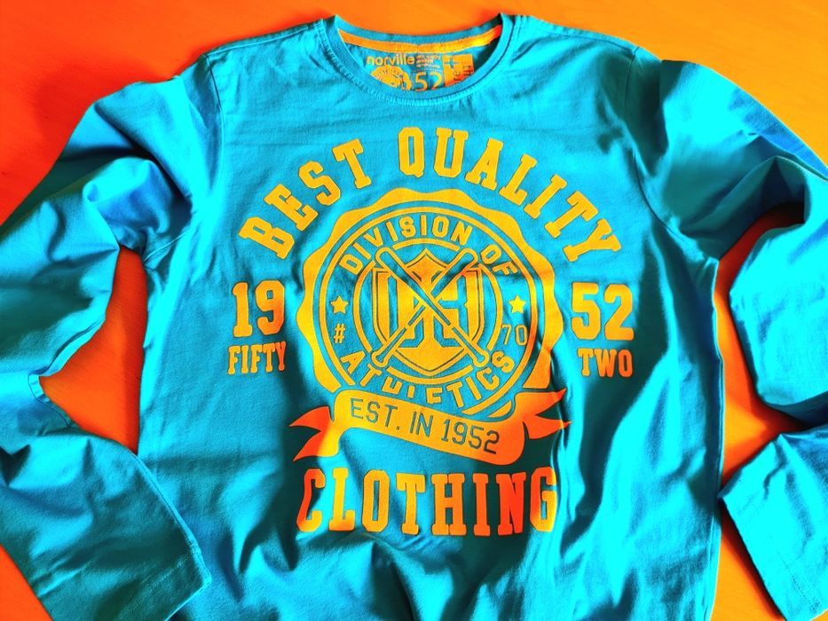 Блуза с дълъг ръкав C&A, подходяща за високо момче