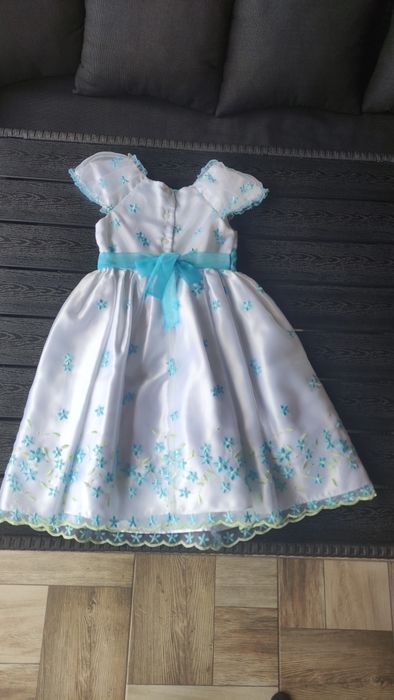 Rochiță fete pentru petreceri