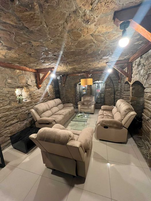 Spațiu Comercial / Birouri 130 mp (Integral / Parțial) – Bucșinescu