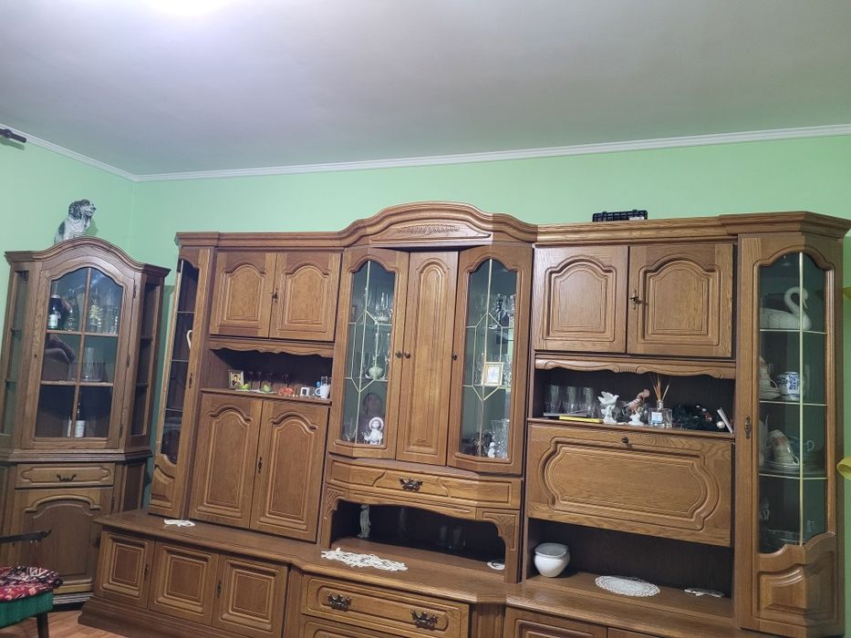 Vand totul la pachet