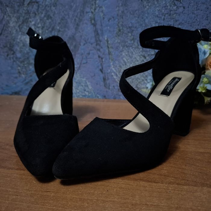 Каблуки , замша , чёрные