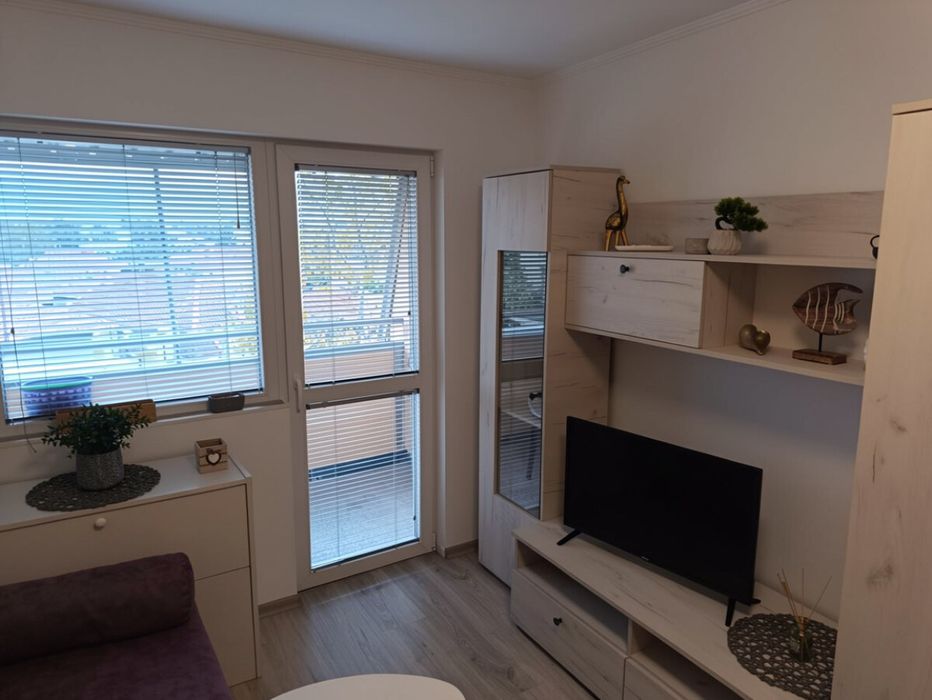 Дава се под наем Едностаен апартамент в Пловдив, Каменица 1 - 40 кв.м за 300 € - Снимка #2