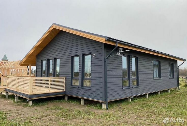 Vand case modulare 9 x 11m pe structura metalica